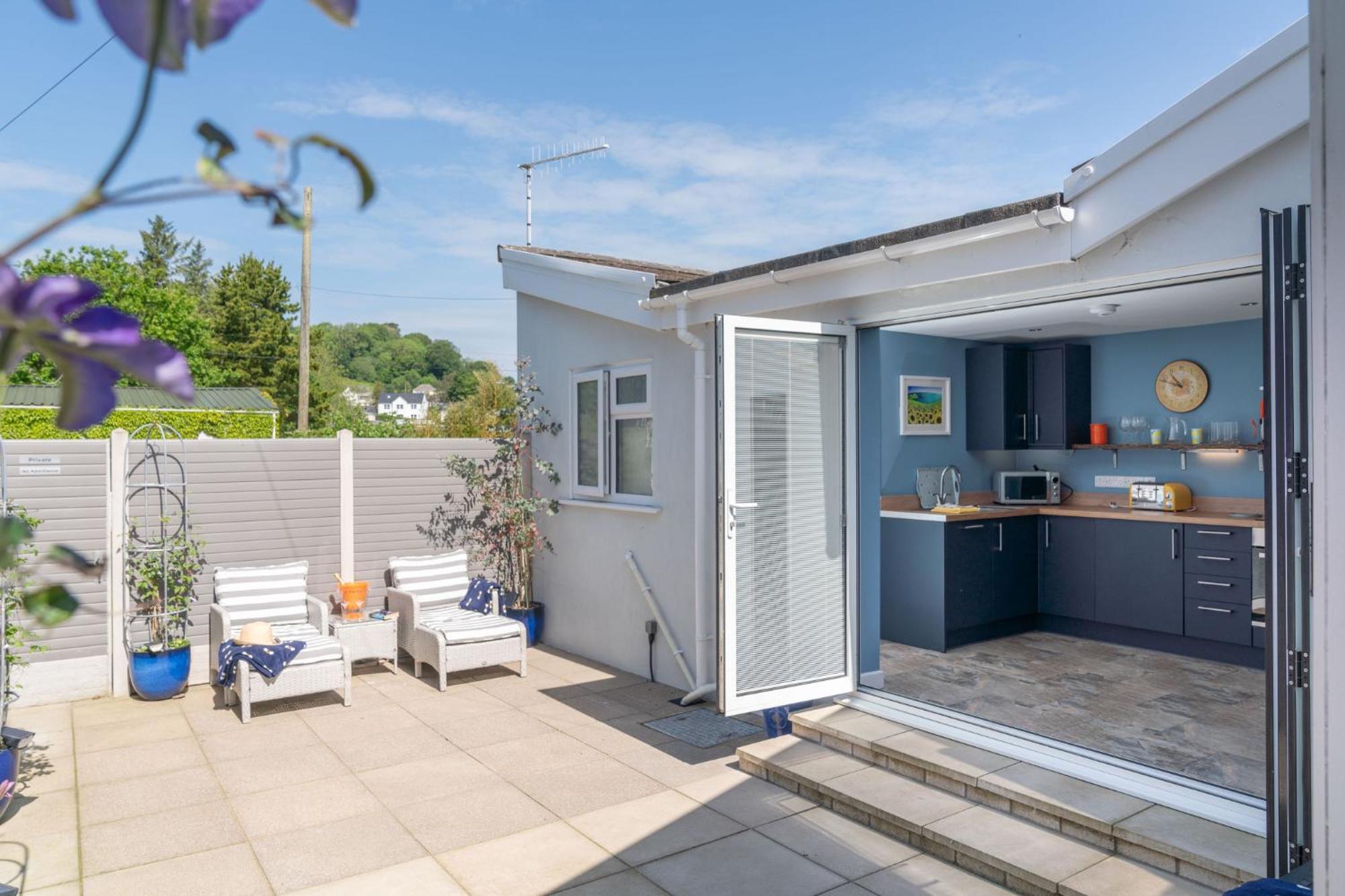 Fabulous Apartment For 2 In Llansteffan Llanstephan  Buitenkant foto