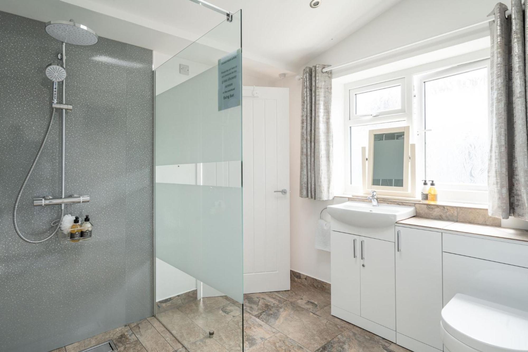 Fabulous Apartment For 2 In Llansteffan Llanstephan  Buitenkant foto